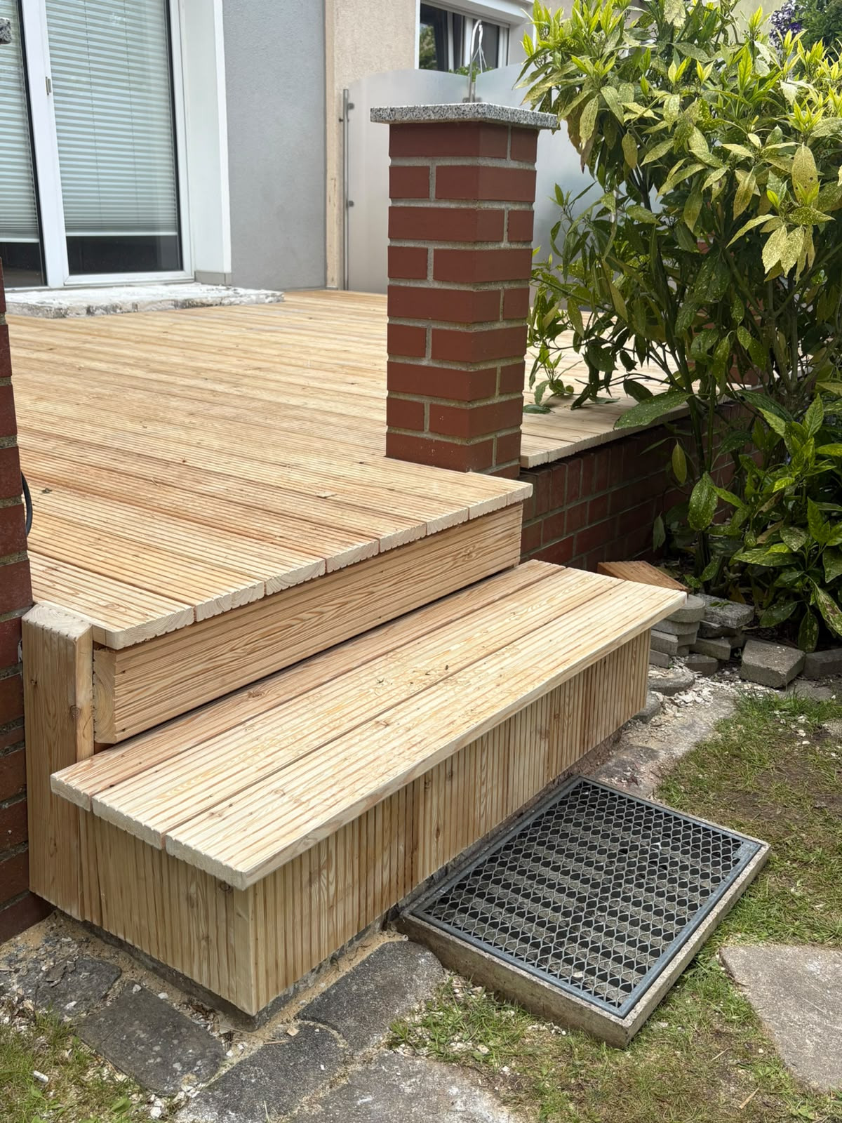 Terrassenbau Holzdeck